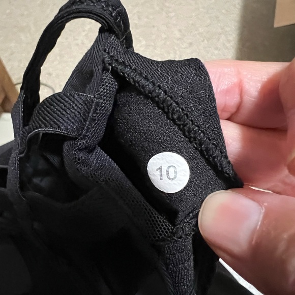 LuluLemon Bra - Picture 5 of 5